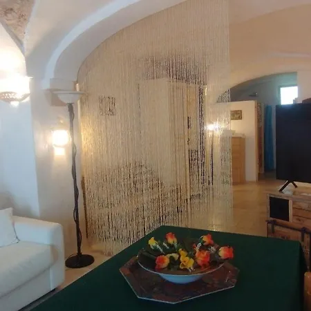 Dimora Maltese Bed & Breakfast 4*